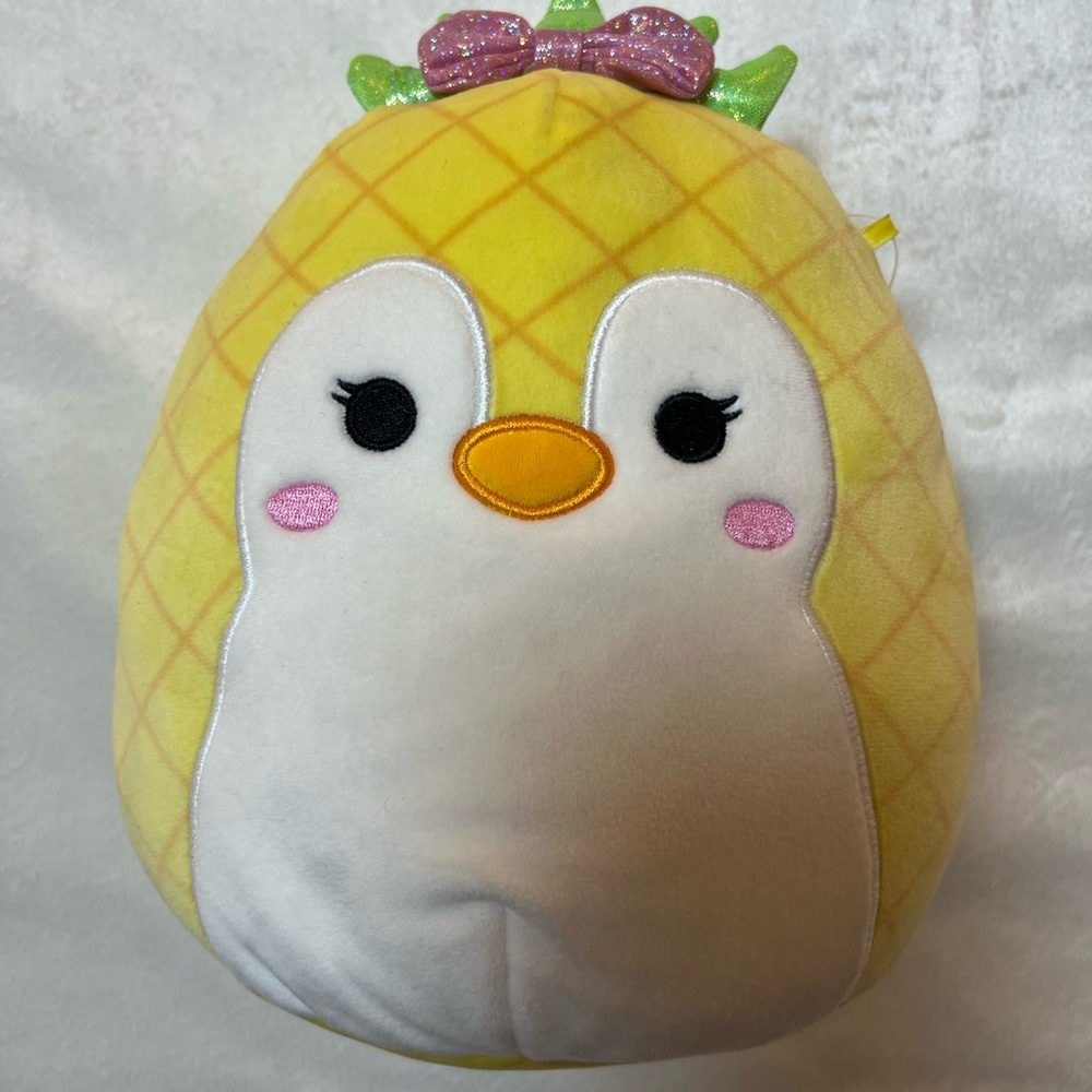Squishmallows‎ Piper the Penguin Dressed as Lulu Pineapple Costume
Squad 10”